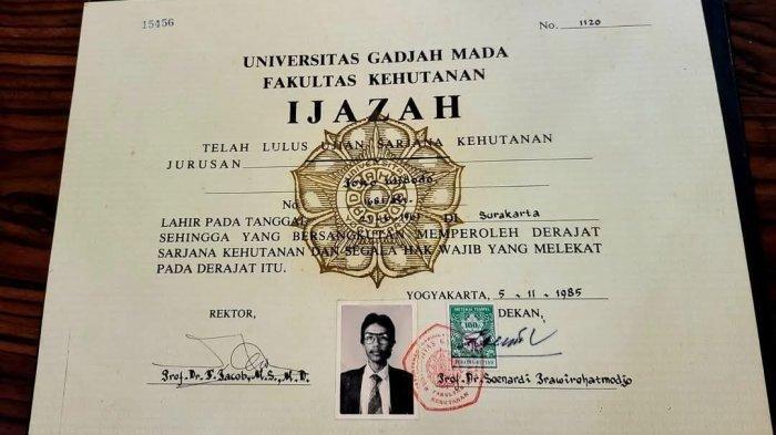 Attachment for Ali Ngabalin Bongkar Kontroversi Ijazah Jokowi: Rencana Besar untuk Menghambat Karir Politik Gibran