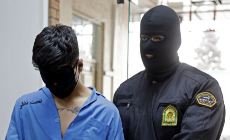 Attachment for Iran Dua Warganya Ditangkap dalam Operasi Gabungan sebagai Agen Mata-Mata
